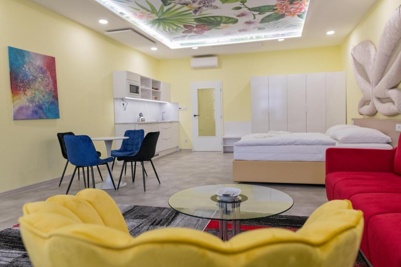 Apartment Vanilla